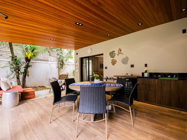 Foto do Casa - Casa tipo para venda em Pinheiros com 4 quartos, sendo 1 suíte, 289m² | Lares e Andares Imóveis