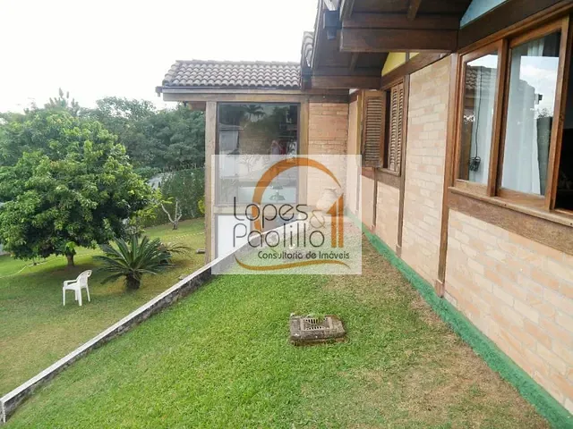 Casa com 2560m² 4 quartos e 5 banheiros, à venda, no bairro Jardim Paulista em Atibaia