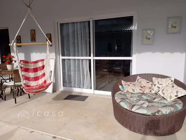 Casa com 362m² 3 quartos e 1 banheiro, à venda, no bairro Jardim Beira Mar em Peruíbe