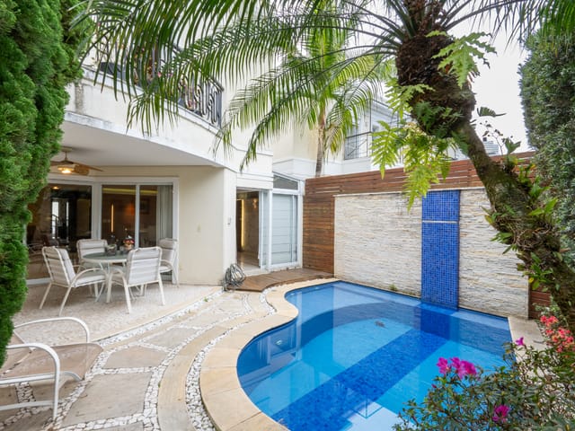 Casa com 383m² 4 quartos e 6 banheiros, à venda, no bairro Jardim Panorama em São Paulo