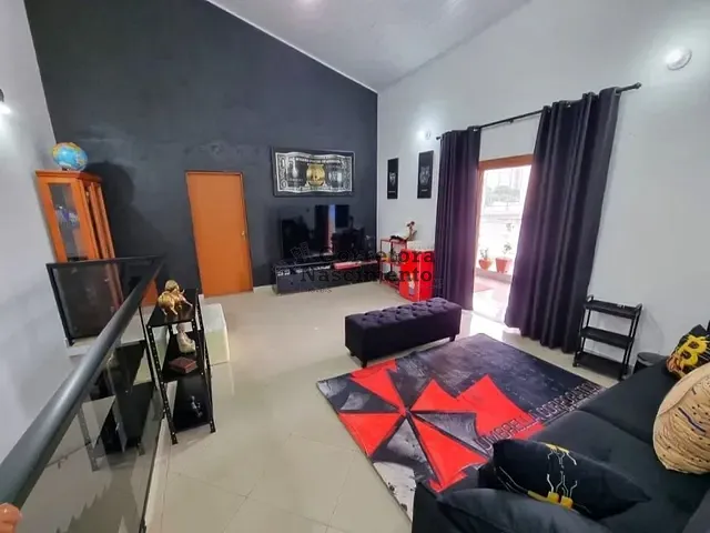 Casa com 434m², à venda, no bairro Jardim Pereira do Amparo em Jacareí