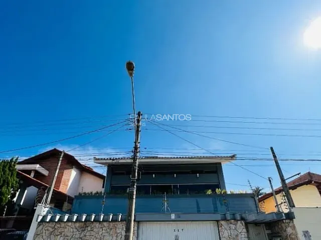 Casa com 360m² 4 quartos e 6 banheiros, à venda, no bairro Jardim Santa Rosália em Sorocaba