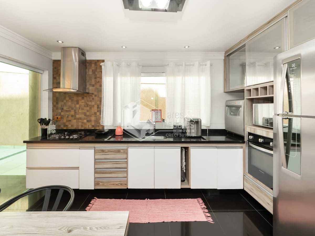 Casa, 4 quartos, 250 m² - Foto 30