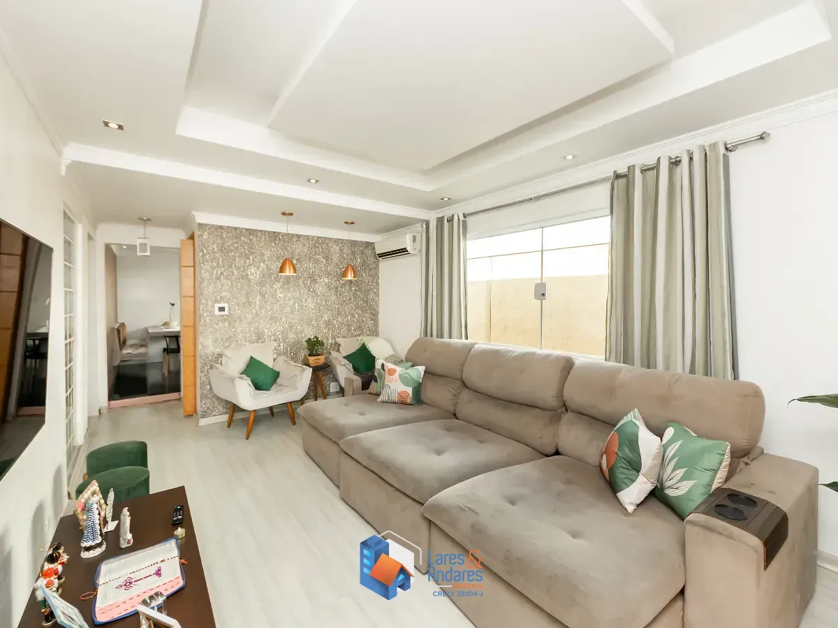Casa, 4 quartos, 250 m² - Foto 1