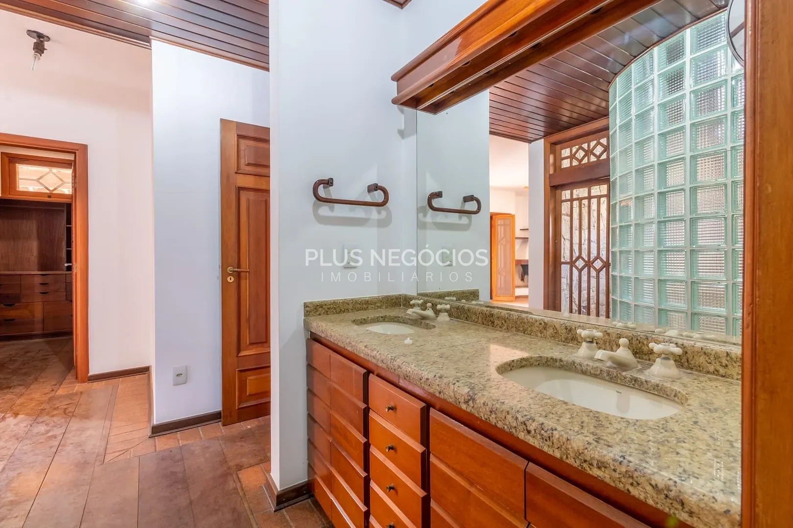 Casa, 4 quartos, 426 m² - Foto 35