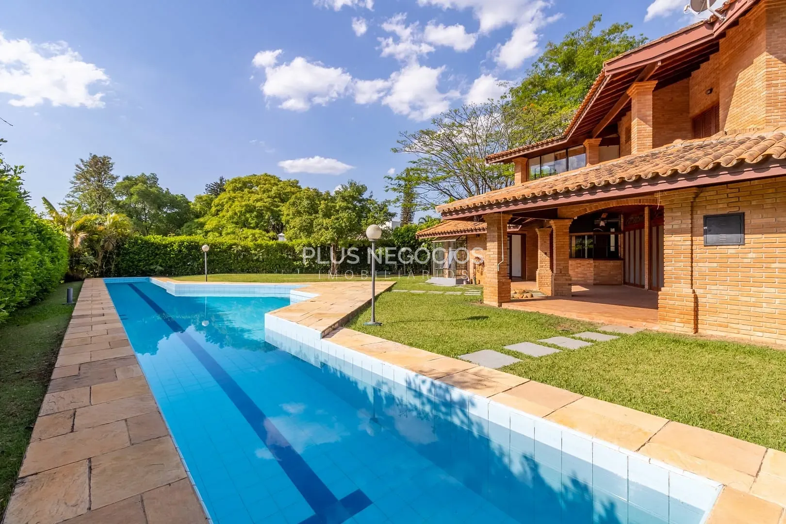 Casa, 4 quartos, 426 m² - Foto 2