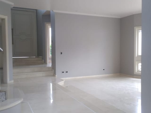 Casa com 691m² 4 quartos e 3 banheiros, à venda, no bairro Alphaville em Santana de Parnaíba