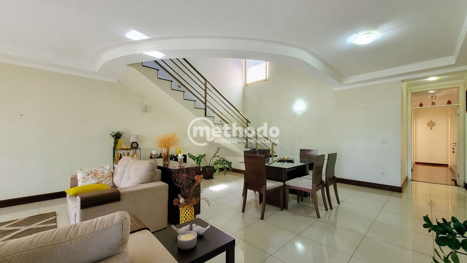 Casa, 4 quartos, 250 m² - Foto 3