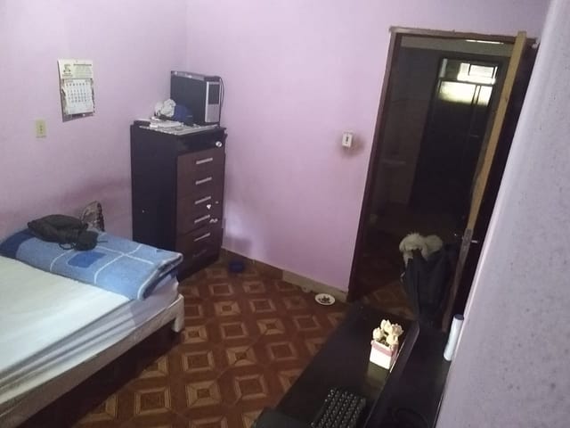 Casa com 325m² 3 quartos e 1 banheiro, à venda, no bairro Feital em Pindamonhangaba