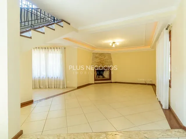 Casa com 1250m² 4 quartos e 6 banheiros, à venda ou para alugar, no bairro Barreirinho em Araçoiaba da Serra