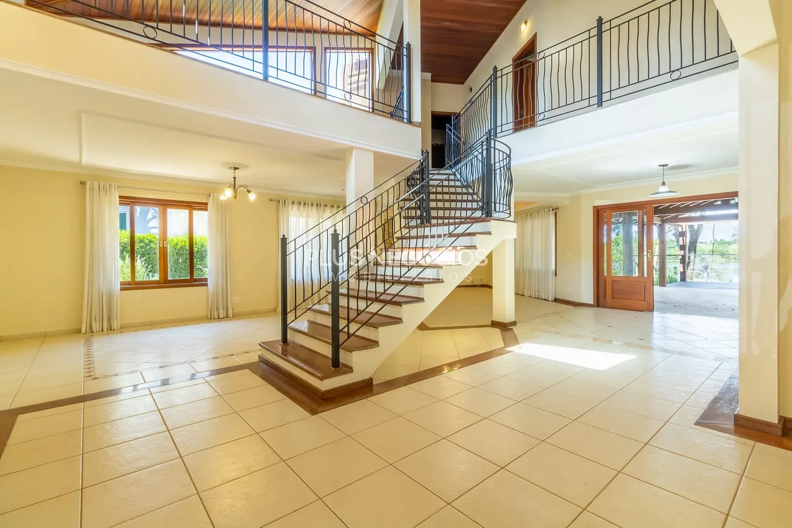 Casa, 4 quartos, 479 m² - Foto 2