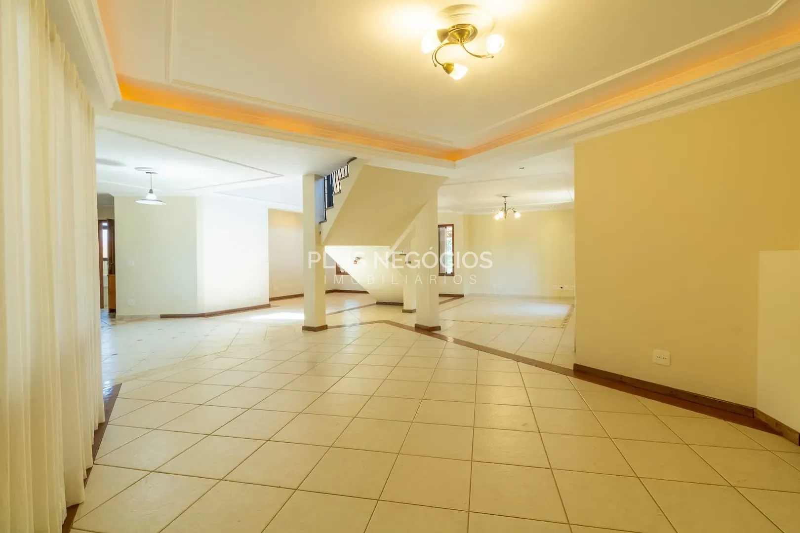 Casa, 4 quartos, 479 m² - Foto 4