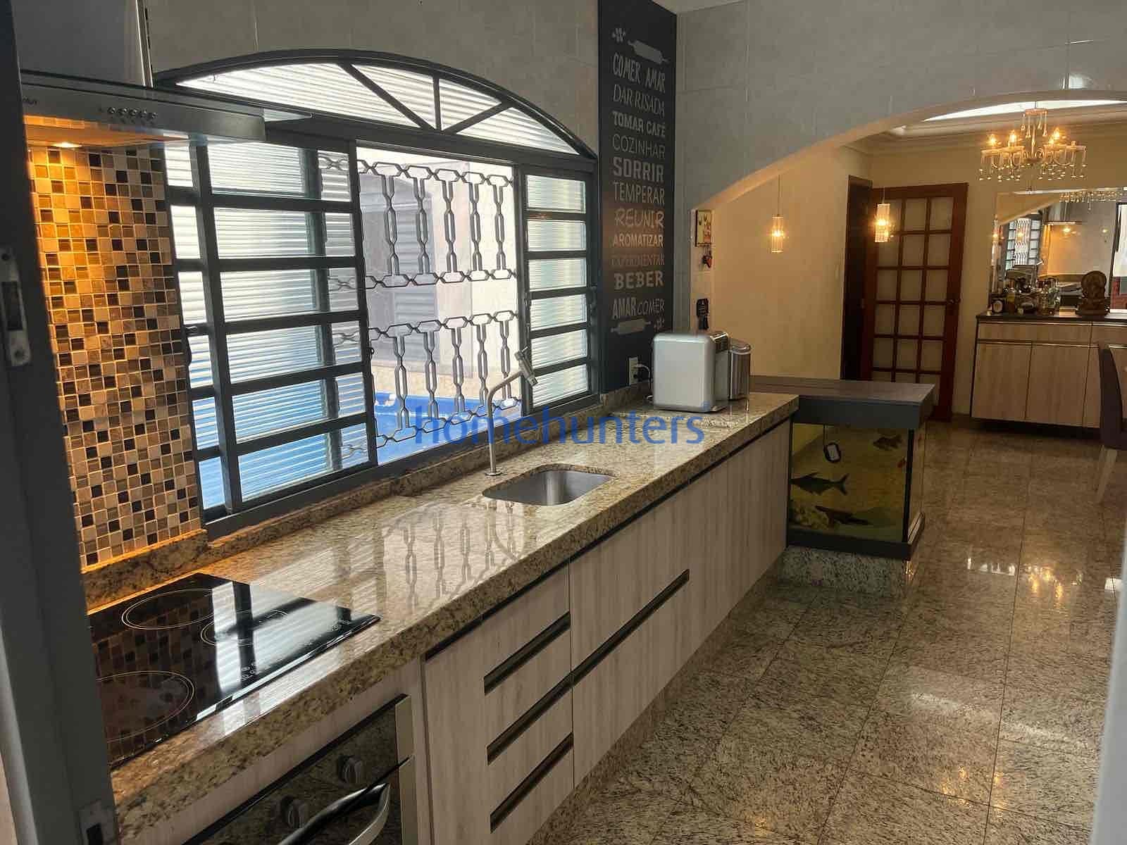 Casa, 3 quartos, 259 m² - Foto 31