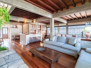 Foto do Casa-Casa tipo para venda em Jardim Paulistano com 3 quartos, sendo 1 suíte, 230m²