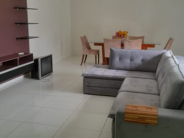 Casa 2 quartos e 2 banheiros, à venda, no bairro Moreira César em Pindamonhangaba