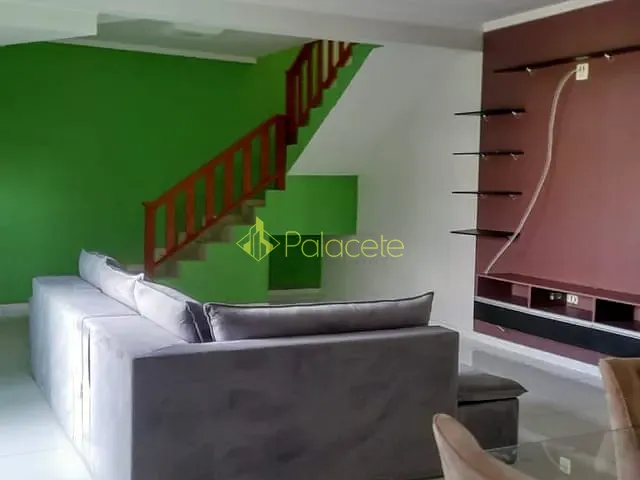 Casa 2 quartos e 2 banheiros, à venda, no bairro Moreira César em Pindamonhangaba