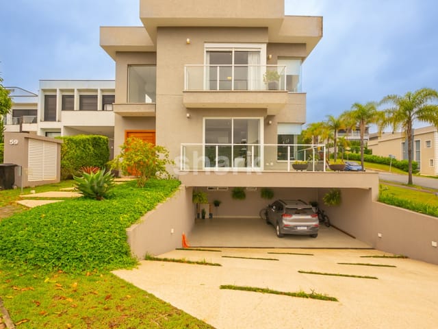 Casa com 520m² 4 quartos e 6 banheiros, à venda, no bairro Cidade Tamboré em Santana de Parnaíba