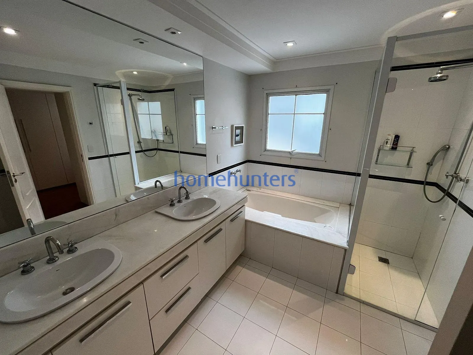 Casa, 4 quartos, 307 m² - Foto 42