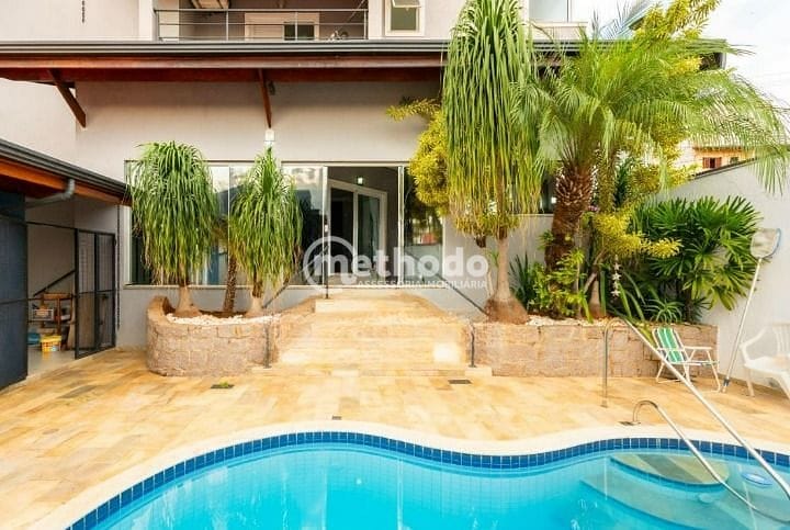 Casa, 5 quartos, 370 m² - Foto 1