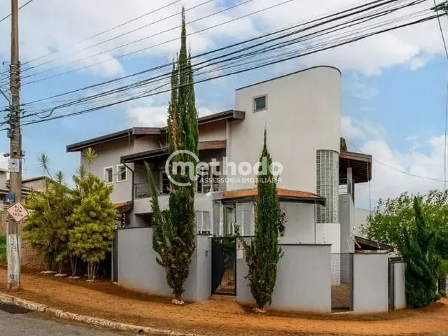 Casa com 732m² 5 quartos e 6 banheiros, à venda, no bairro Mansões Santo Antônio em Campinas