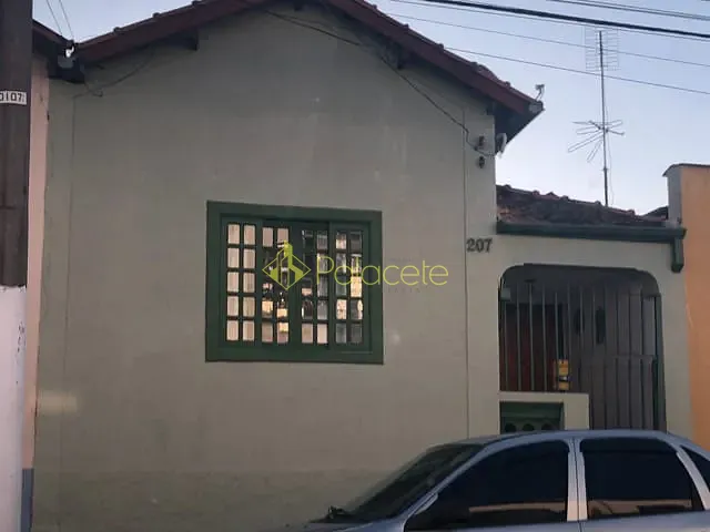 Casa com 120m² 2 quartos e 2 banheiros, à venda, no bairro Centro em Pindamonhangaba