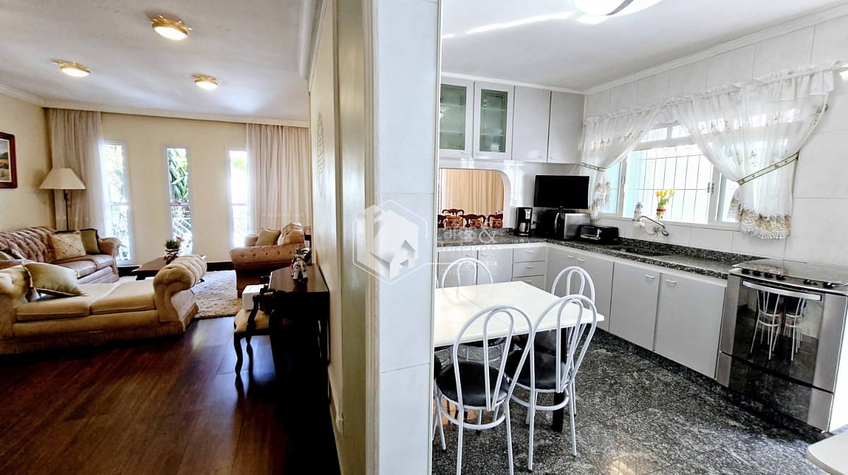 Casa, 3 quartos, 200 m² - Foto 39