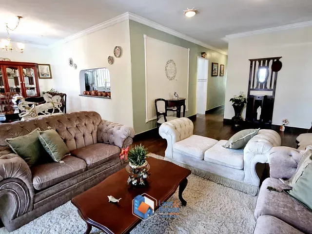 Casa com 403m² 3 quartos e 4 banheiros, à venda, no bairro Vila Mazzei em São Paulo