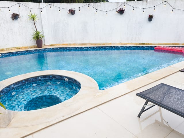 Foto do Casa - Casa tipo para venda em Vila Marari com 2 quartos, 80m² | Lares e Andares Imóveis