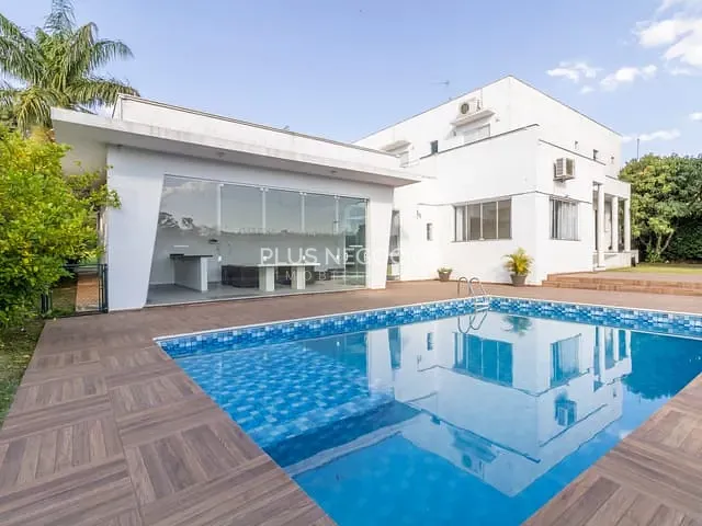 Casa com 1000m² 4 quartos e 6 banheiros, à venda, no bairro Barreirinho em Araçoiaba da Serra