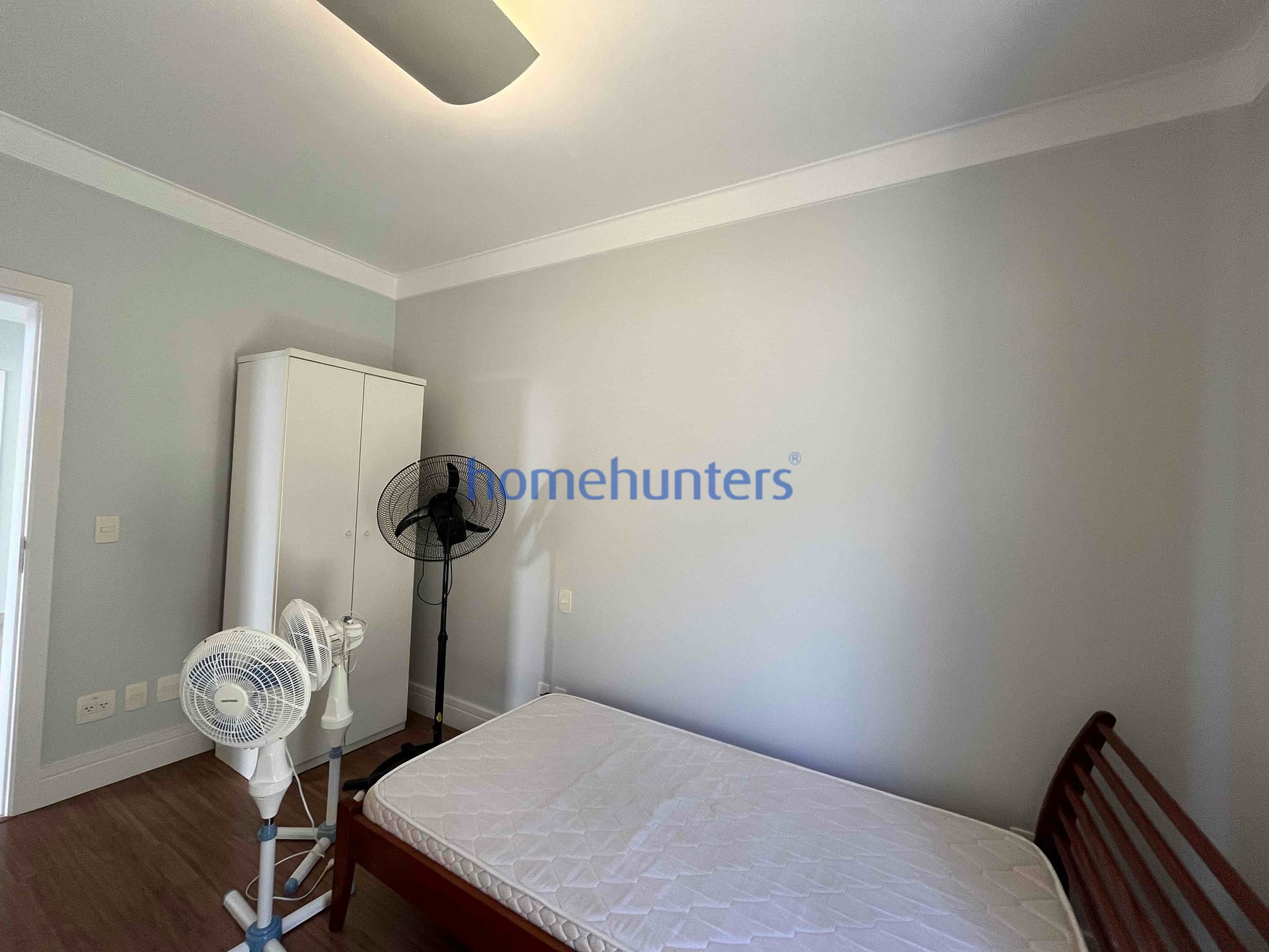Casa para alugar com 5 quartos, 400m² - Foto 73