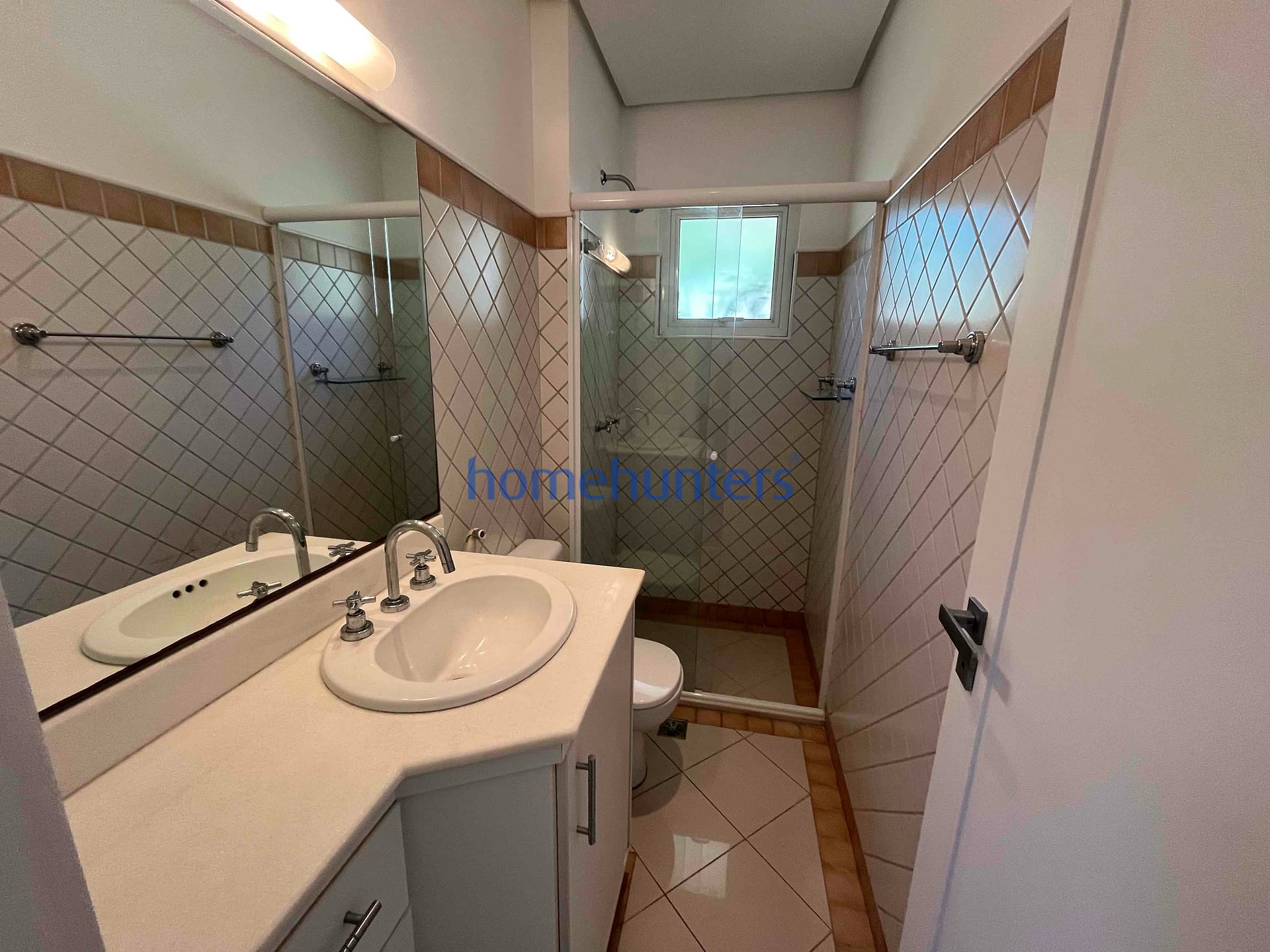 Casa para alugar com 5 quartos, 400m² - Foto 75