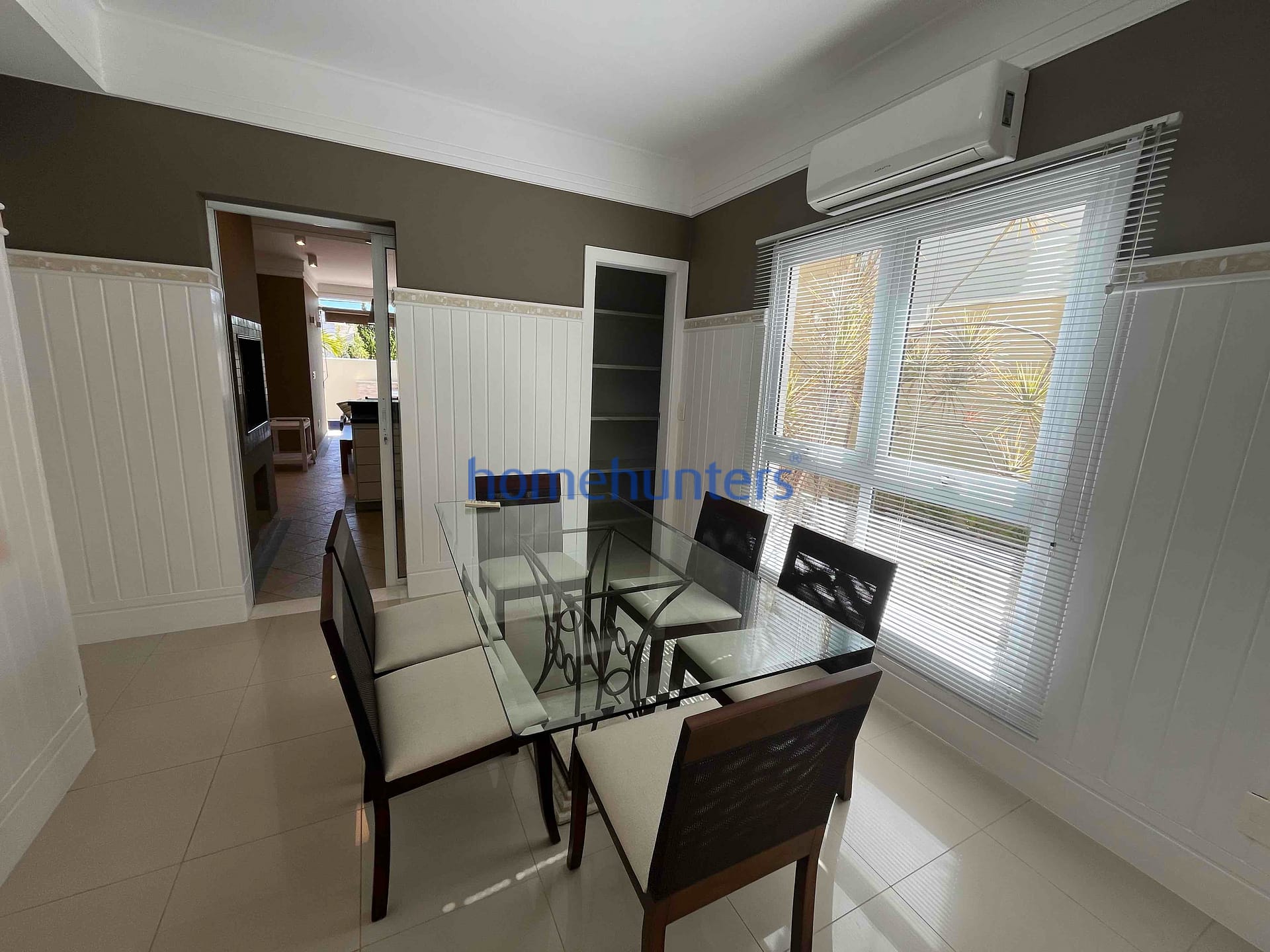 Casa para alugar com 5 quartos, 400m² - Foto 57
