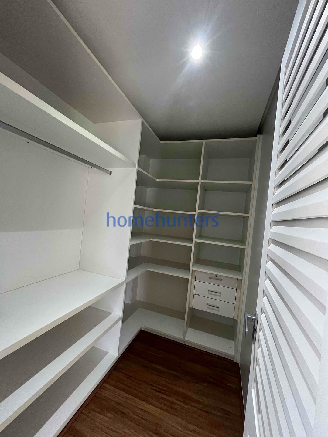 Casa para alugar com 5 quartos, 400m² - Foto 36