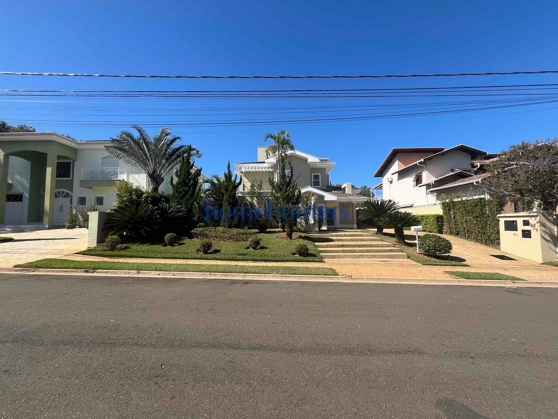 Casa para alugar com 5 quartos, 400m² - Foto 82