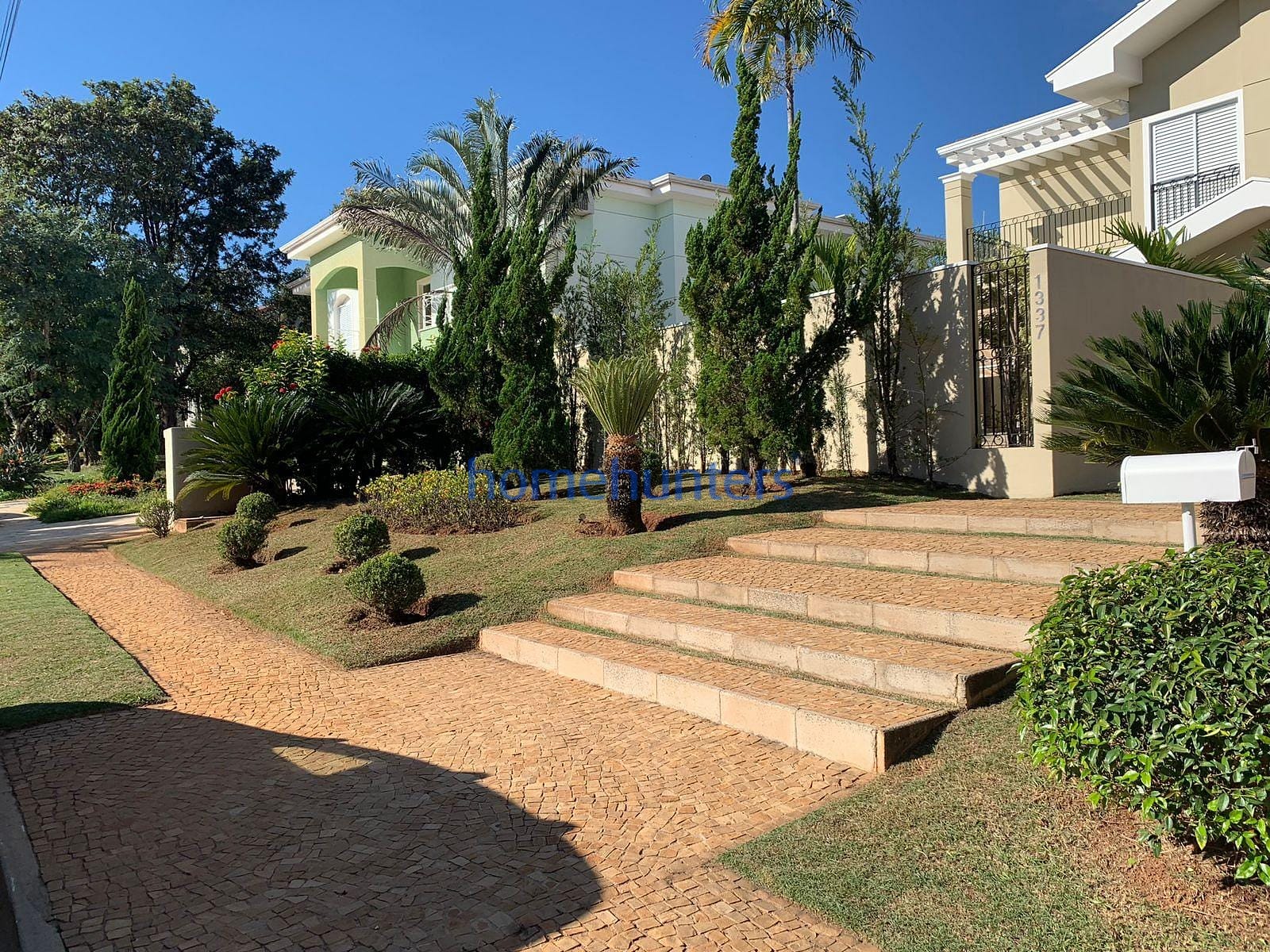 Casa para alugar com 5 quartos, 400m² - Foto 83