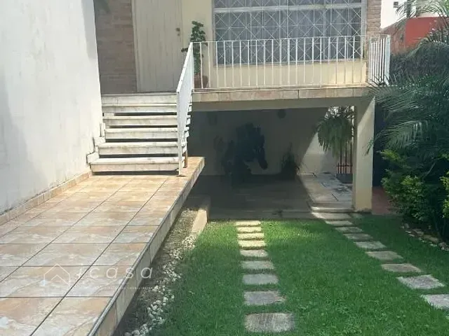 Casa com 288m² 3 quartos e 2 banheiros, à venda, no bairro Centro em Caçapava