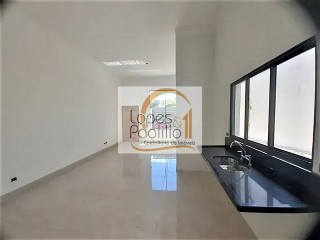 Casa com 180m² 3 quartos e 2 banheiros, à venda, no bairro Jardim dos Pinheiros em Atibaia