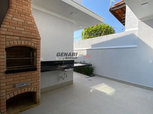 Casa com 150m² 3 quartos e 2 banheiros, à venda, no bairro Vila Maria Helena em Indaiatuba