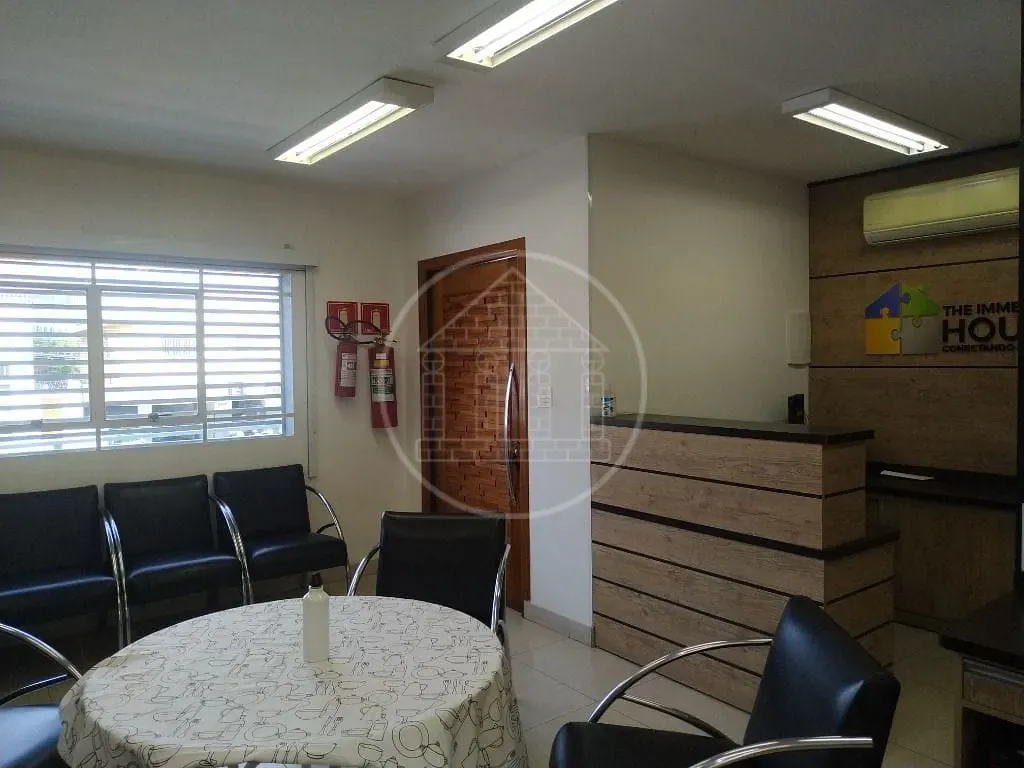 Prédio Inteiro, 215 m² - Foto 1