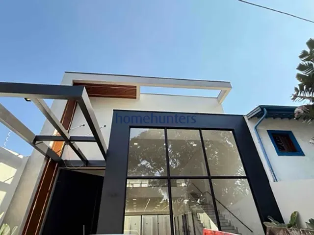 Casa com 350m², à venda, no bairro Jardim Itamarati em Campinas