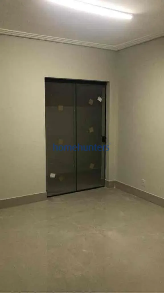 Casa, 1 quarto, 202 m² - Foto 11