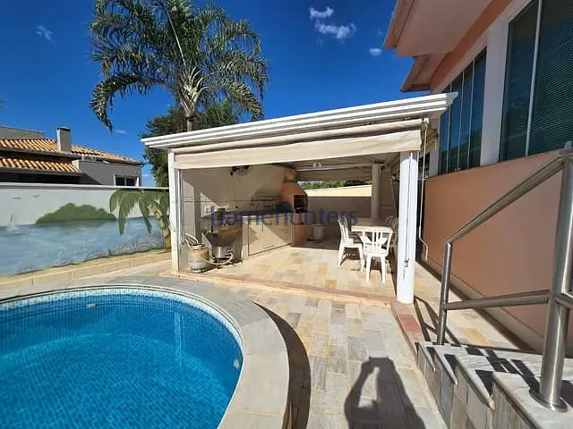 Casa com 411m² 3 quartos e 4 banheiros, à venda, no bairro Jardim Soleil em Valinhos