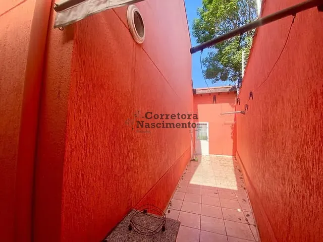 Casa com 120m² 3 quartos e 3 banheiros, à venda, no bairro Jardim Califórnia em Jacareí