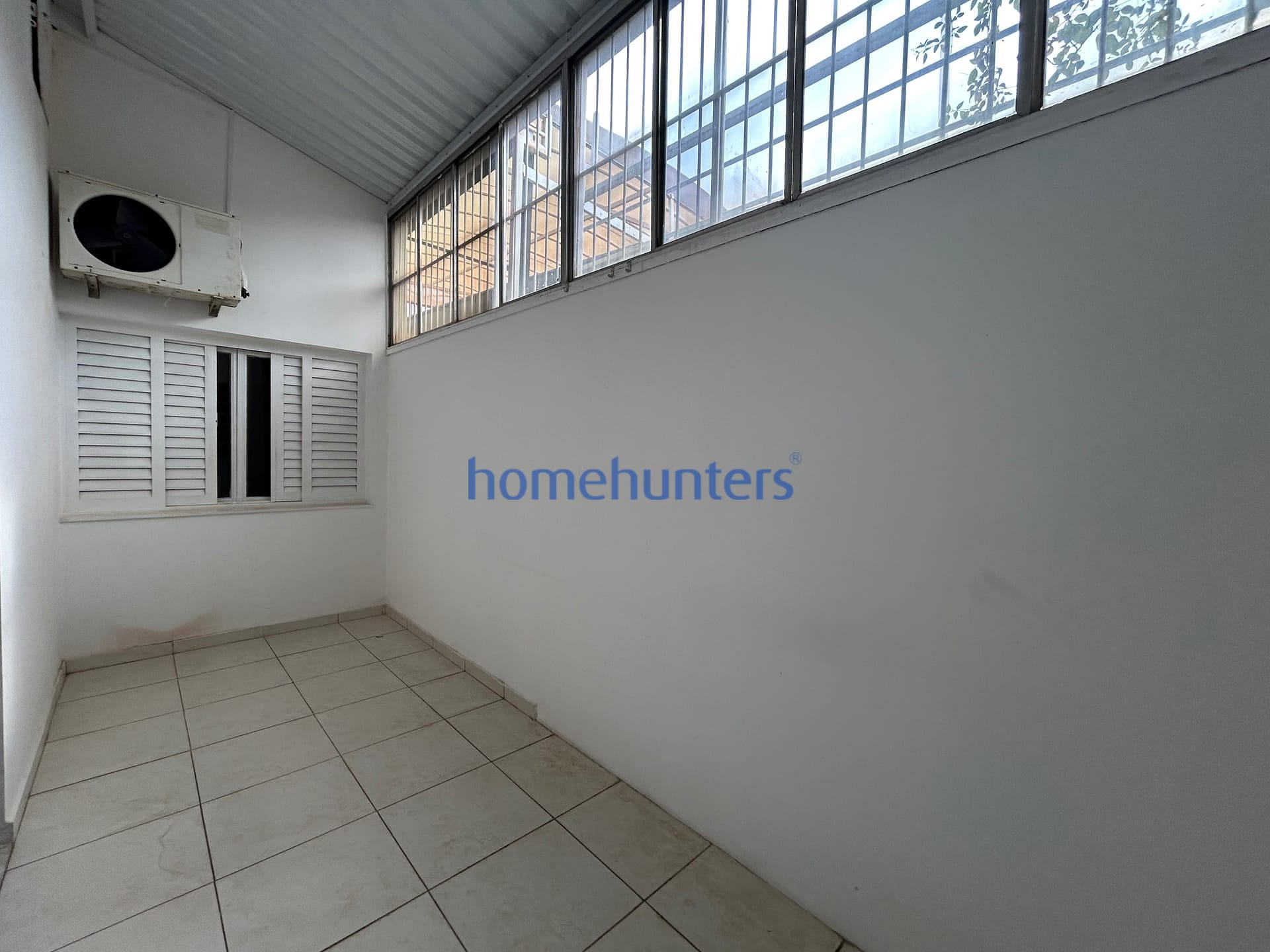 Casa, 1 quarto, 282 m² - Foto 34