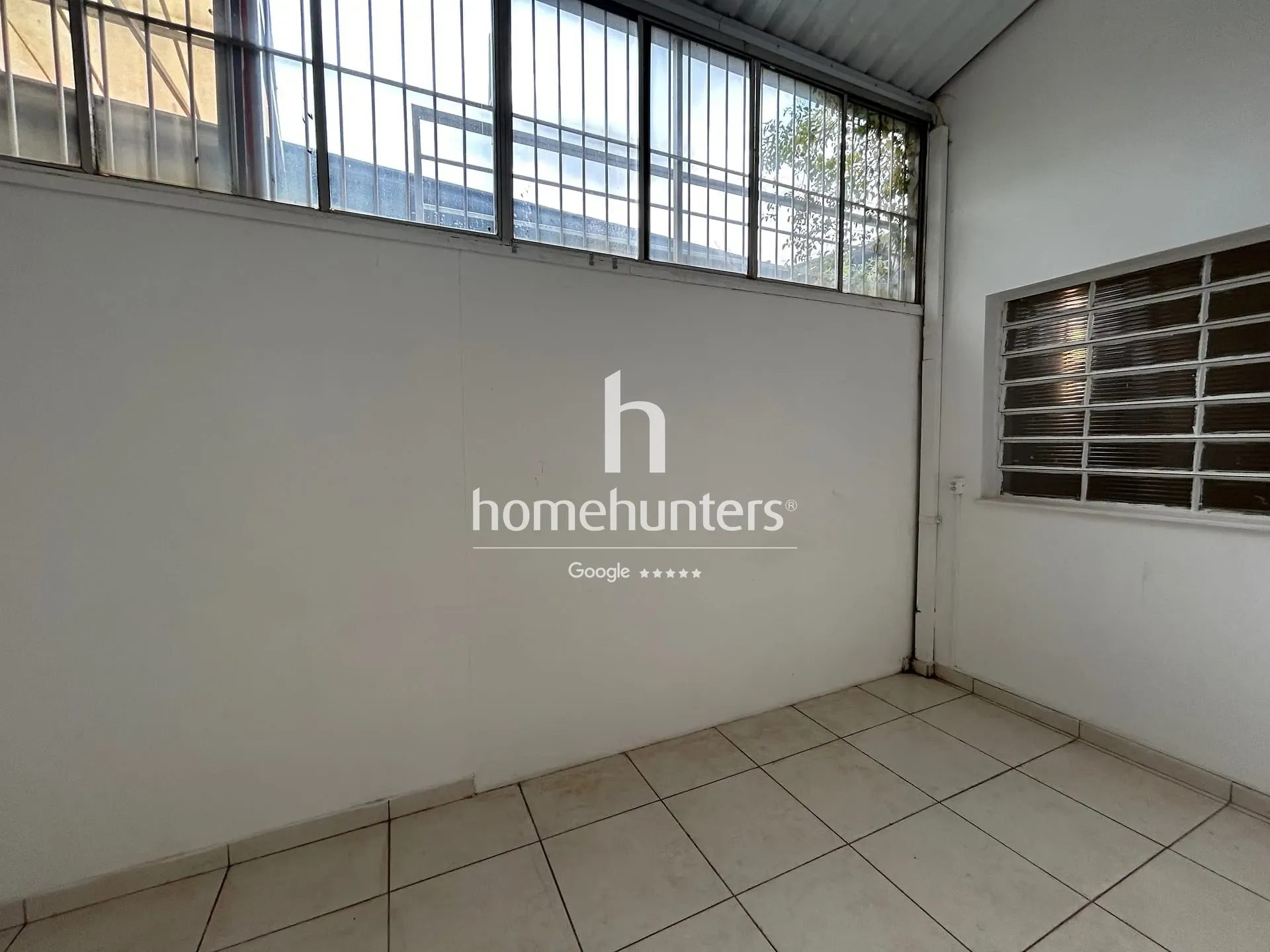 Casa, 1 quarto, 282 m² - Foto 33
