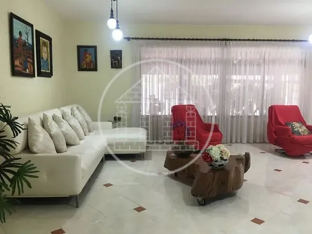 Casa com 292m² 3 quartos e 2 banheiros, à venda, no bairro Jardim Ipanema (Zona Sul) em São Paulo