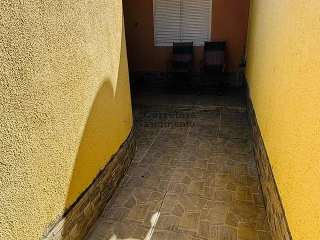 Casa com 290m² 3 quartos e 4 banheiros, à venda, no bairro Cidade Salvador em Jacareí