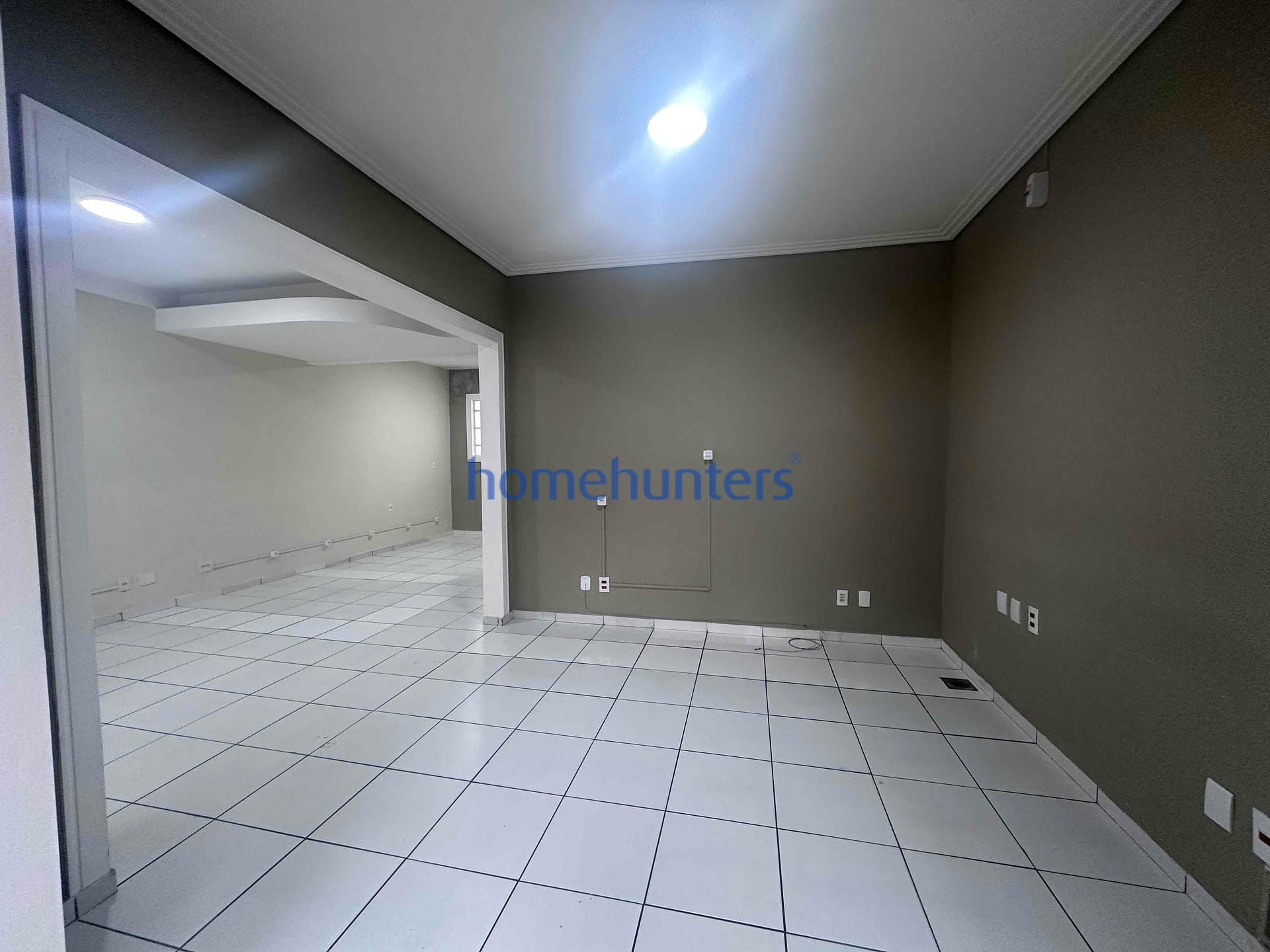 Casa para alugar com 1 quarto, 110m² - Foto 2