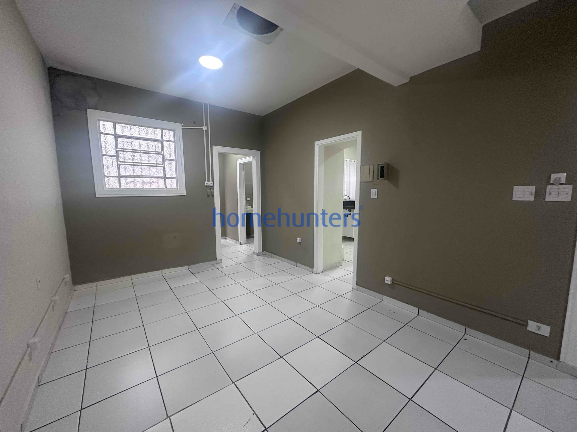 Casa para alugar com 1 quarto, 110m² - Foto 5