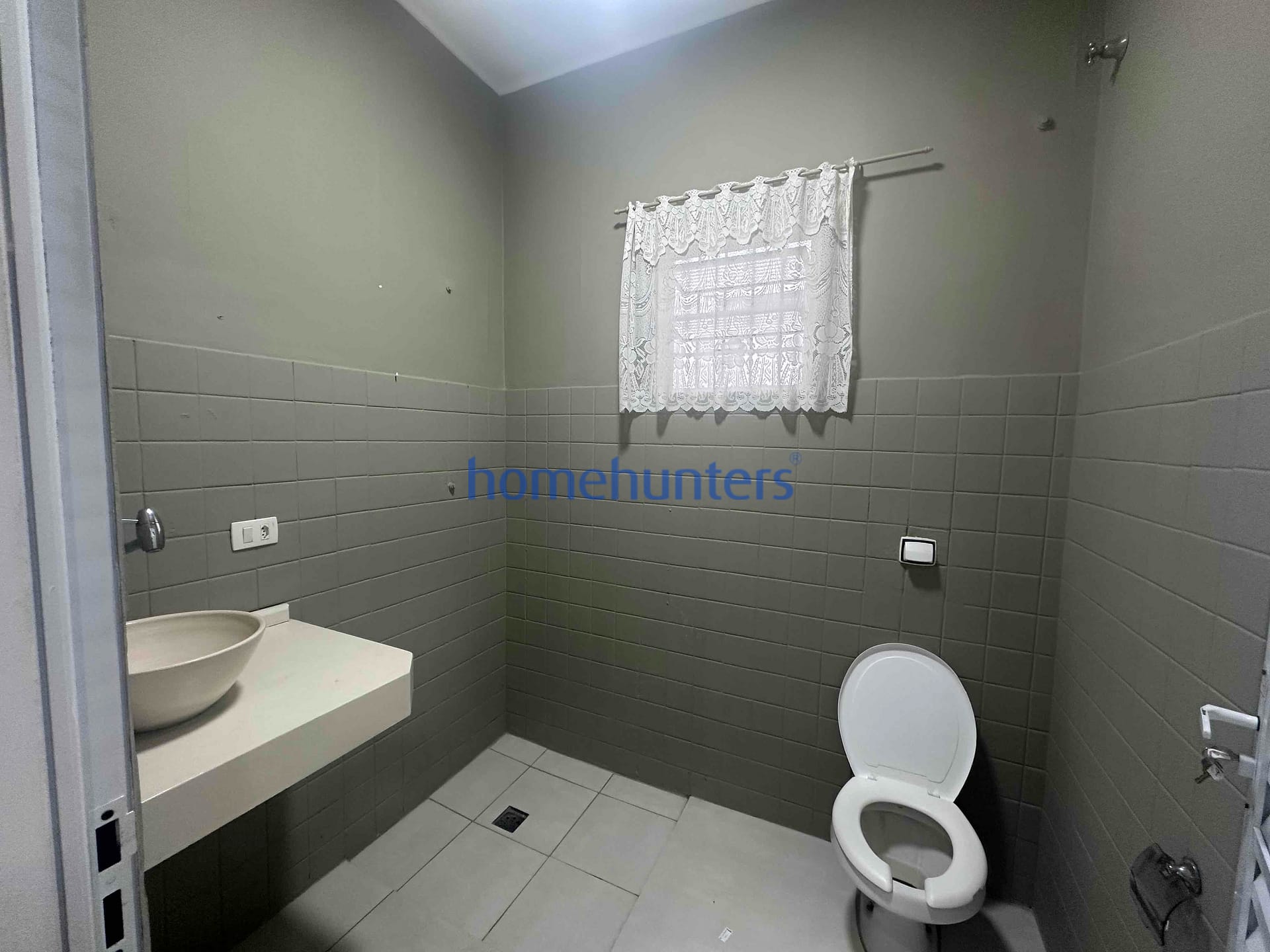 Casa para alugar com 1 quarto, 110m² - Foto 8